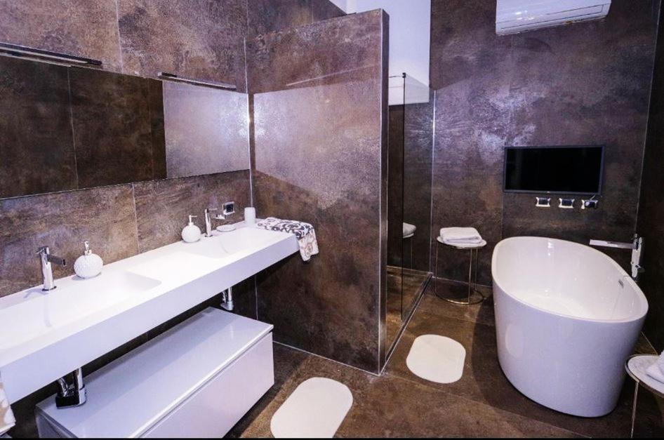 Sea Luxor - Puglia Apartments Bari Esterno foto
